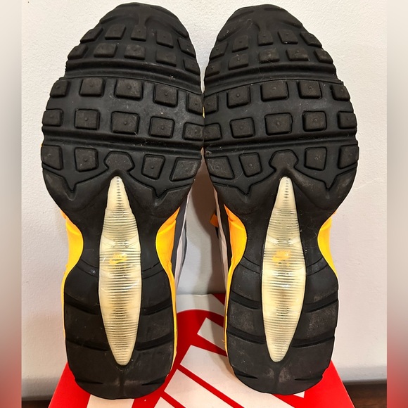 Nike Air Max 95 Sew Dark Grey Laser Orange Silver Size 9.5 - Picture 7 of 11